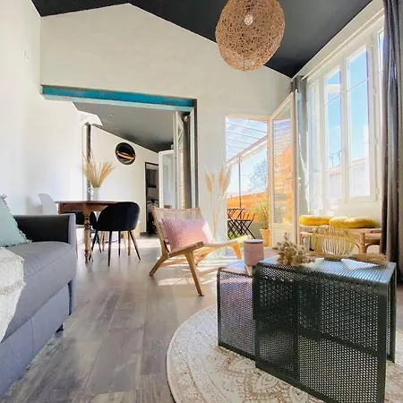 Apartment La Rochelle Royale - *