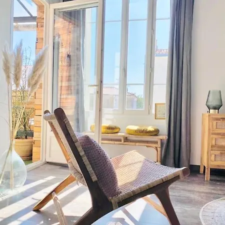 La Rochelle Royale - *